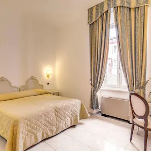 https://san-silvestro-rome.it-romehotels.com
